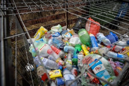 Enumerate Leeds Blow Pentru a crește gradul de colectare selectivă a deșeurilor, Primăria Reșița  a demarat o acțiune de informare