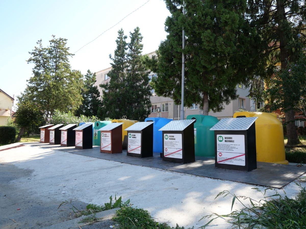 Containere subterane pentru deșeuri reziduale și biodegradabile la Cisnadie