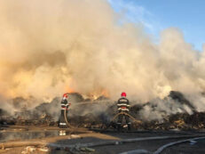 incendiu groapa de gunoi