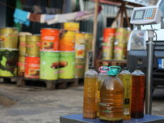 Colectare ulei alimentar uzat în Bistrița? Alte două containere de colectare au fost duse în benzinării