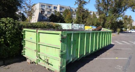 Containerele POLARIS pentru deșeuri voluminoase, amplasate în cartierul BRĂTIANU din Constanța